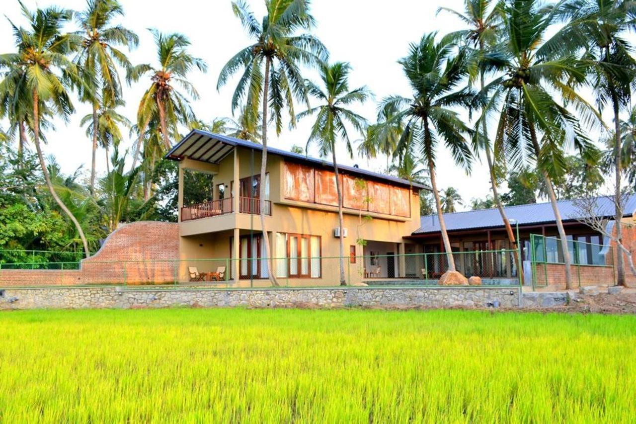 Kethaka Aga Hotel Tissamaharama Exterior foto